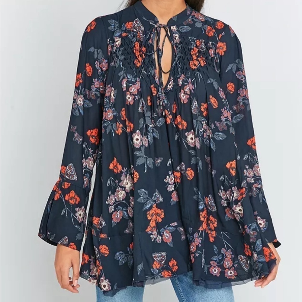 Free People So Fine Floral Navy Smocked Crepe Tunic Size XS